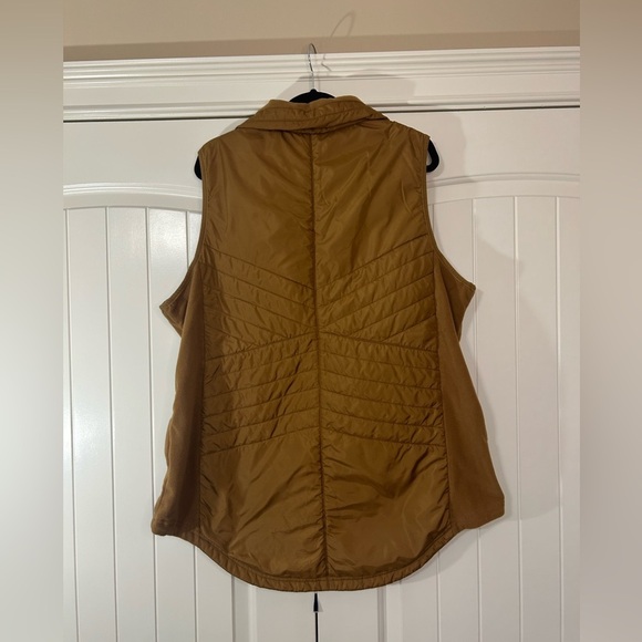 Men’s LIV Outdoors Tan Zip Up Vest. Size XXL - Picture 2 of 8